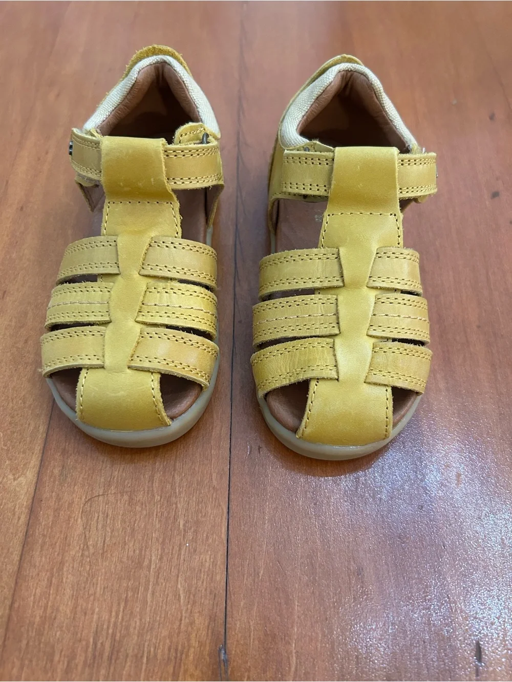 NWOB Bobux I-Walk Roam Leather Sandals Yellow Unisex Kids Shoe size EU 24 US 8